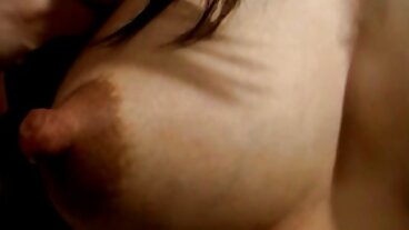 Curly Hair porn avec la chaude film x gratuit italien Ariana Aimes de Team Skeet