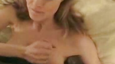 Sexe en gorge profonde avec site porno en langue française la chaude Nicole Kitt de Babes.Com