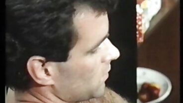 Film Old Vs Young avec la film sexe francais sexy Sweetie Plum de Teen Mega World